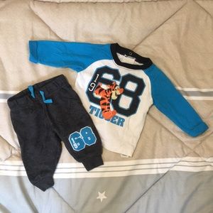 3 months Tiger Set